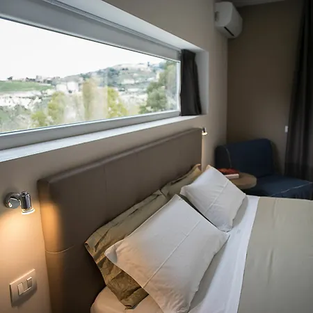 Sorahnia - Design House Oda ve Kahvaltı