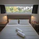 Sorahnia - Design House B&B