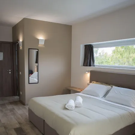 Sorahnia - Design House Bed & Breakfast