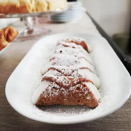 Sorahnia - Design House Bed & Breakfast