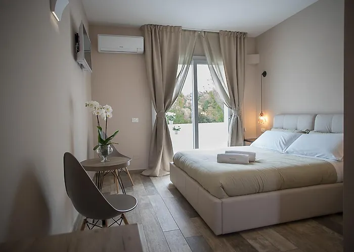 Bed & Breakfast Sorahnia - Design House 4*